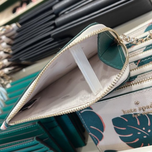 Kate spade Darcy Monstera Leaves Printed Medium L - Zip Card Holder with Keyring - Picture 5 of 12